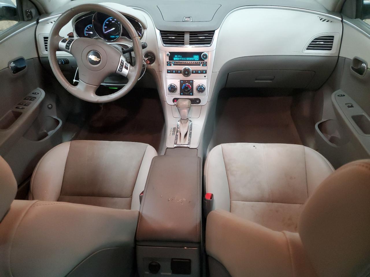2009 Chevrolet Malibu - Image 8