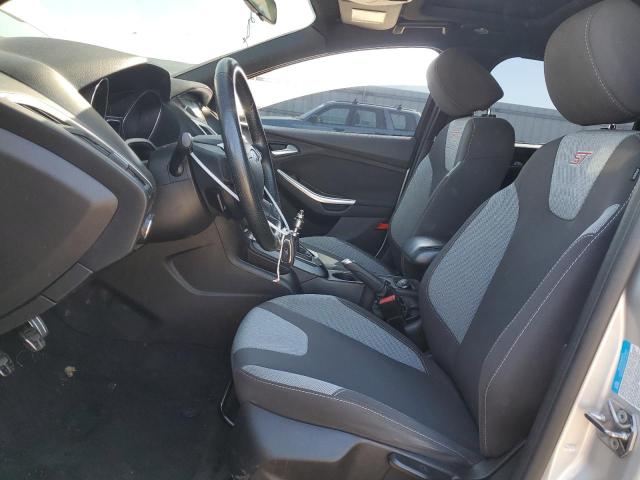 Hatchbacks FORD FOCUS 2014 Srebrny