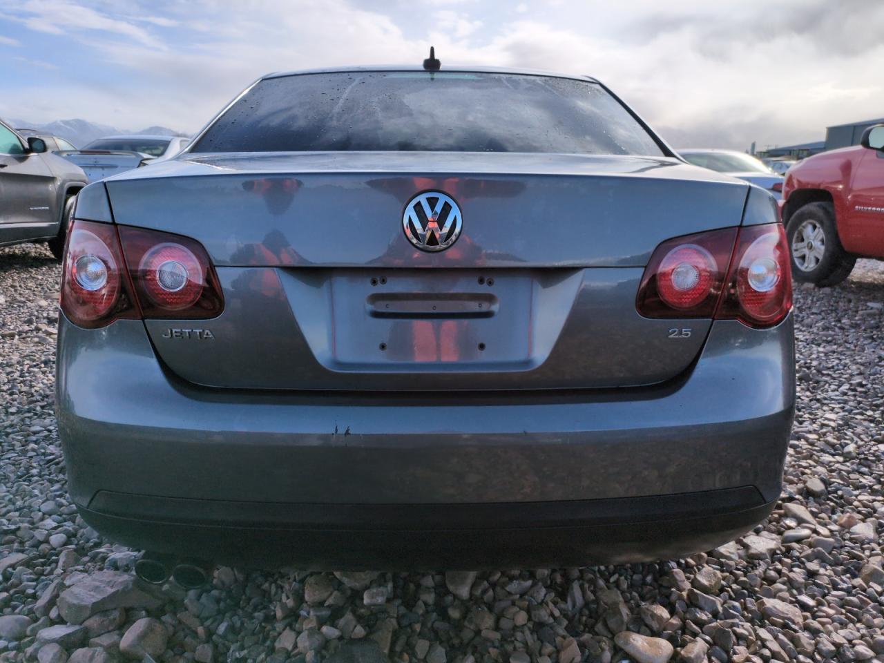 2008 Volkswagen Jetta - Image 6