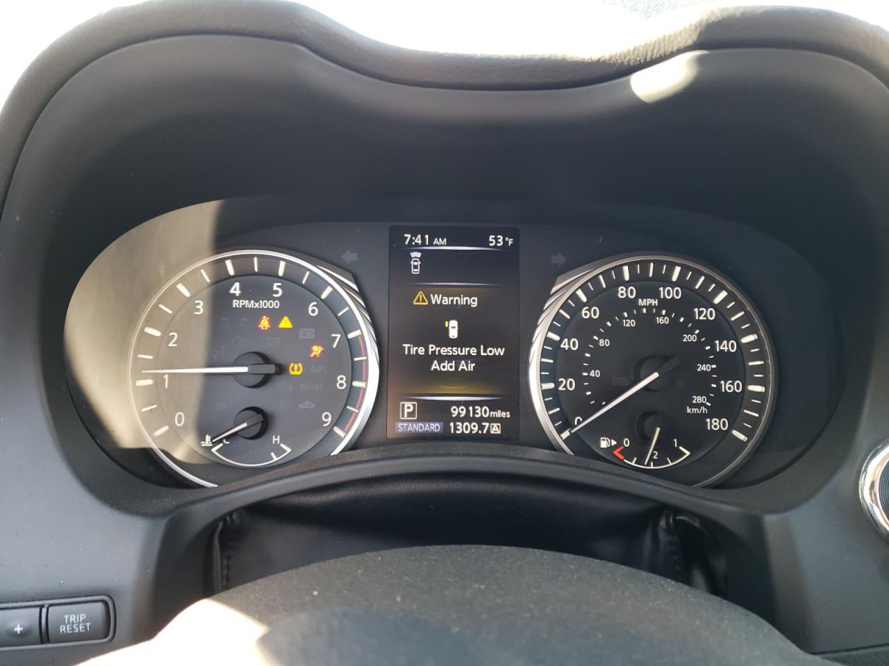 2019 Infiniti Q50 - Image 9