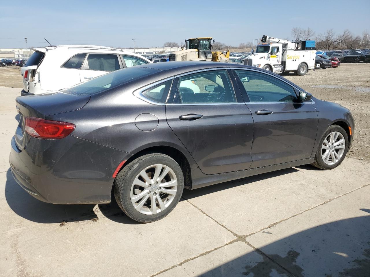 2015 Chrysler 200 - Image 3