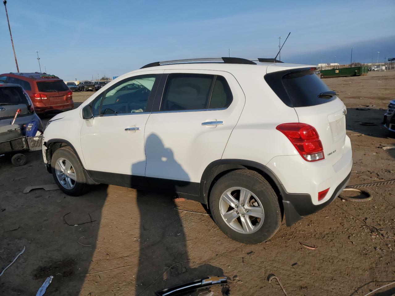 2020 Chevrolet Trax - Image 2