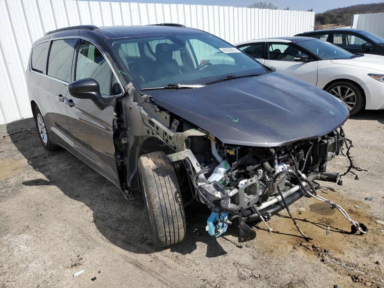 2021 Chrysler Voyager - Image 4