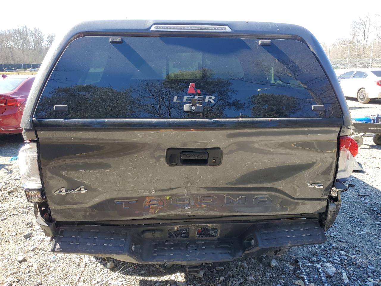 2018 Toyota Tacoma - Image 6