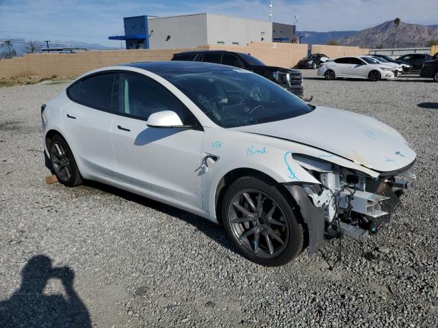  TESLA MODEL 3 2022 Белый