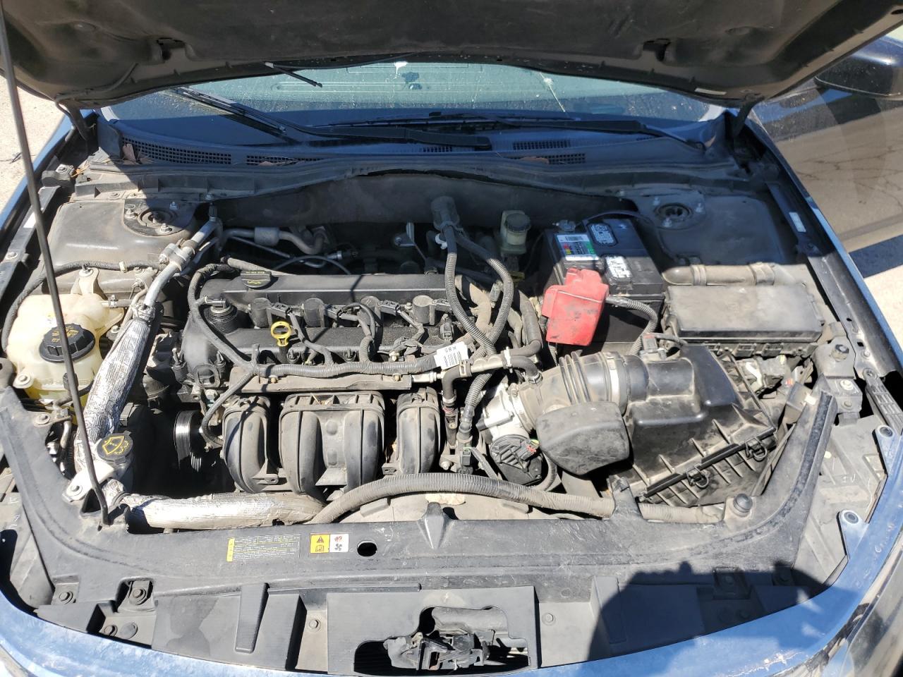 2010 Ford Fusion - Image 13