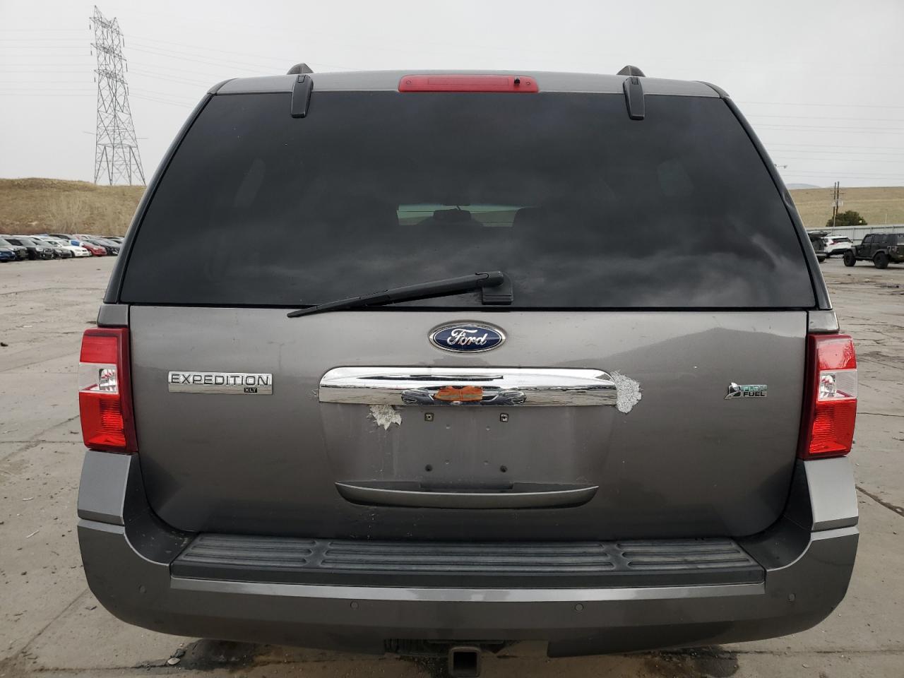 2011 Ford Expedition - Image 6
