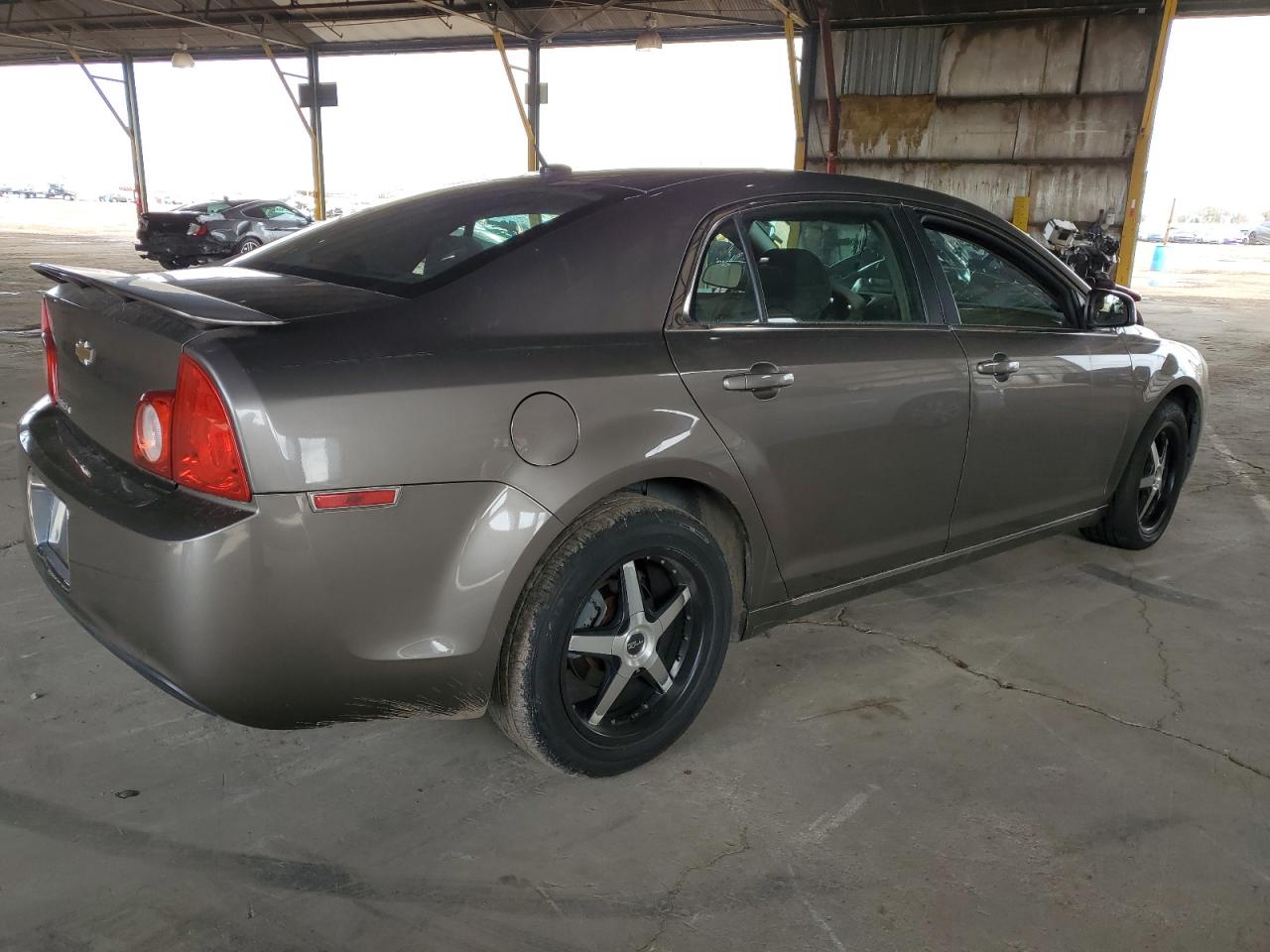 2010 Chevrolet Malibu - Image 3