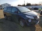 2011 Toyota Sienna Xle للبيع في Windsor، NJ - Burn