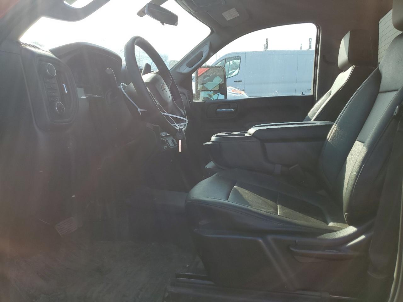 2022 Chevrolet Silverado - Image 7