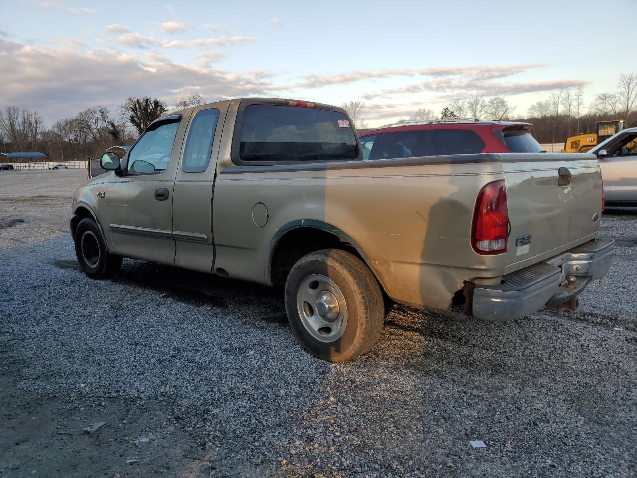 2000 Ford F-150 - Image 2