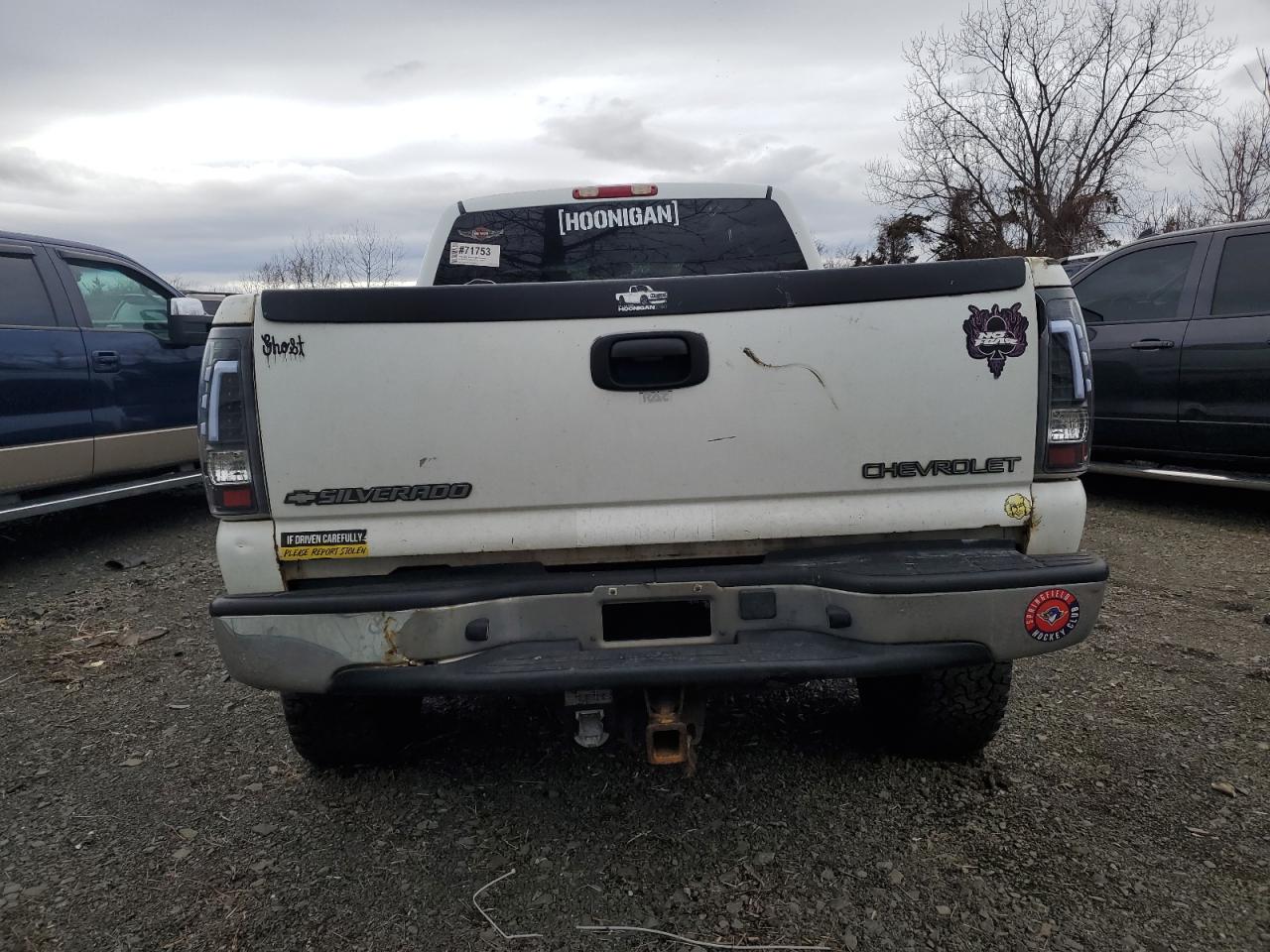2002 Chevrolet Silverado - Image 6
