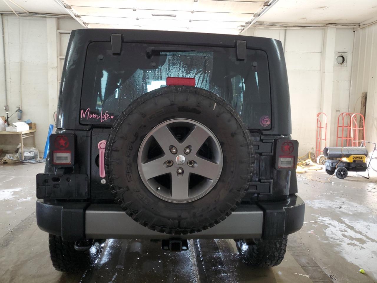 2015 Jeep Wrangler - Image 6