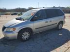 2005 Chrysler Town & Country  للبيع في Lebanon، TN - Rear End