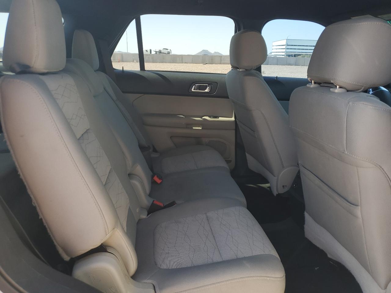 2014 Ford Explorer - Image 11