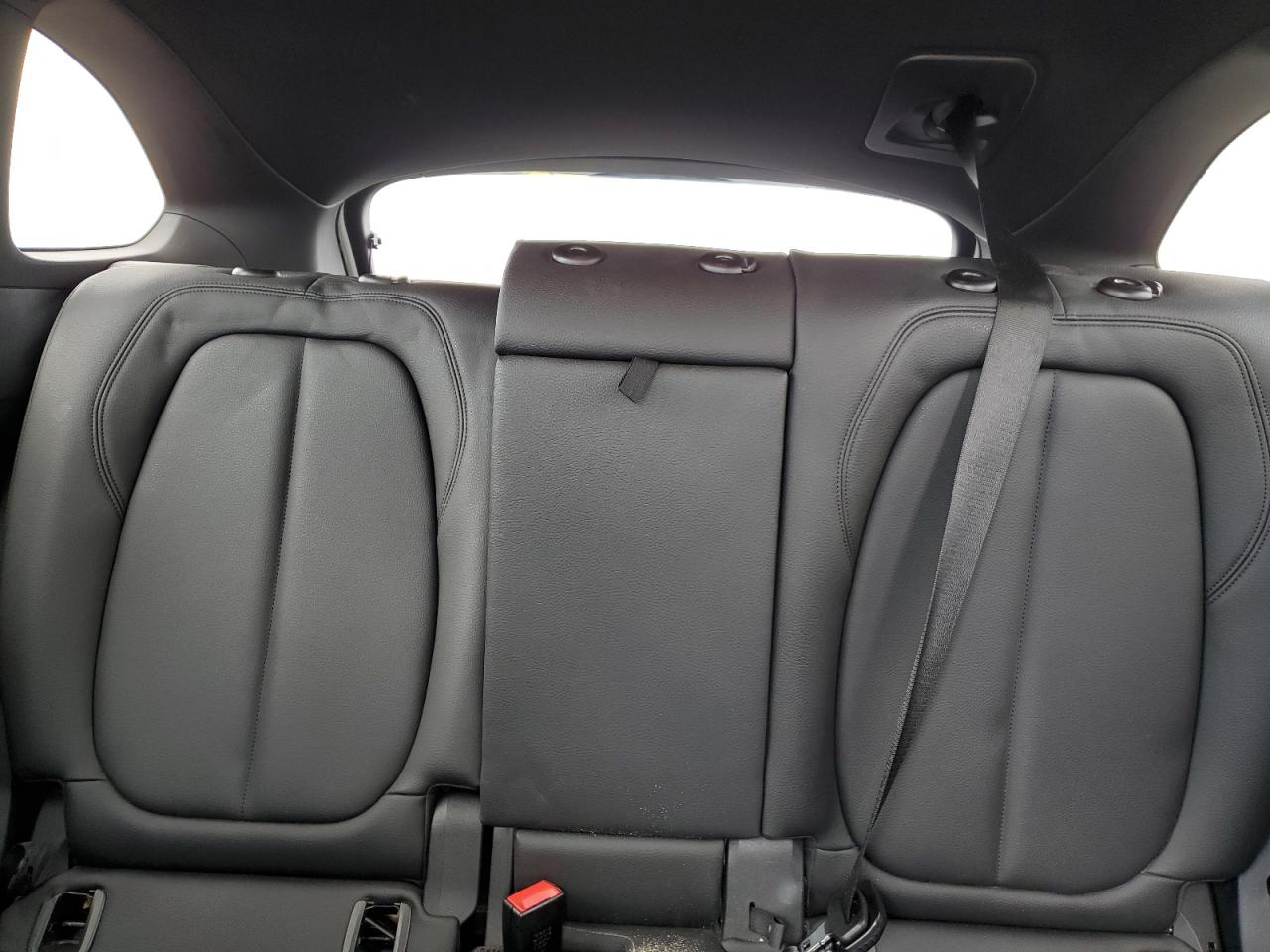 2016 BMW X1 - Image 10