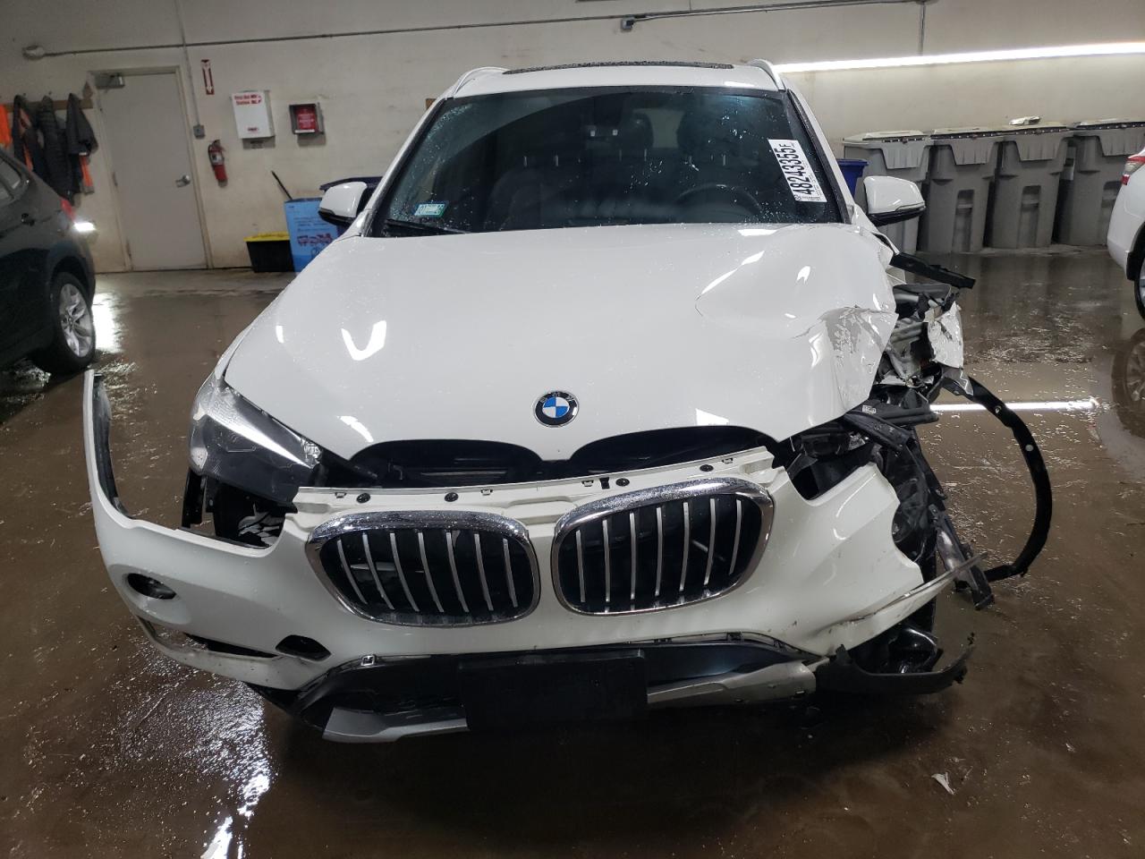2016 BMW X1 - Image 5