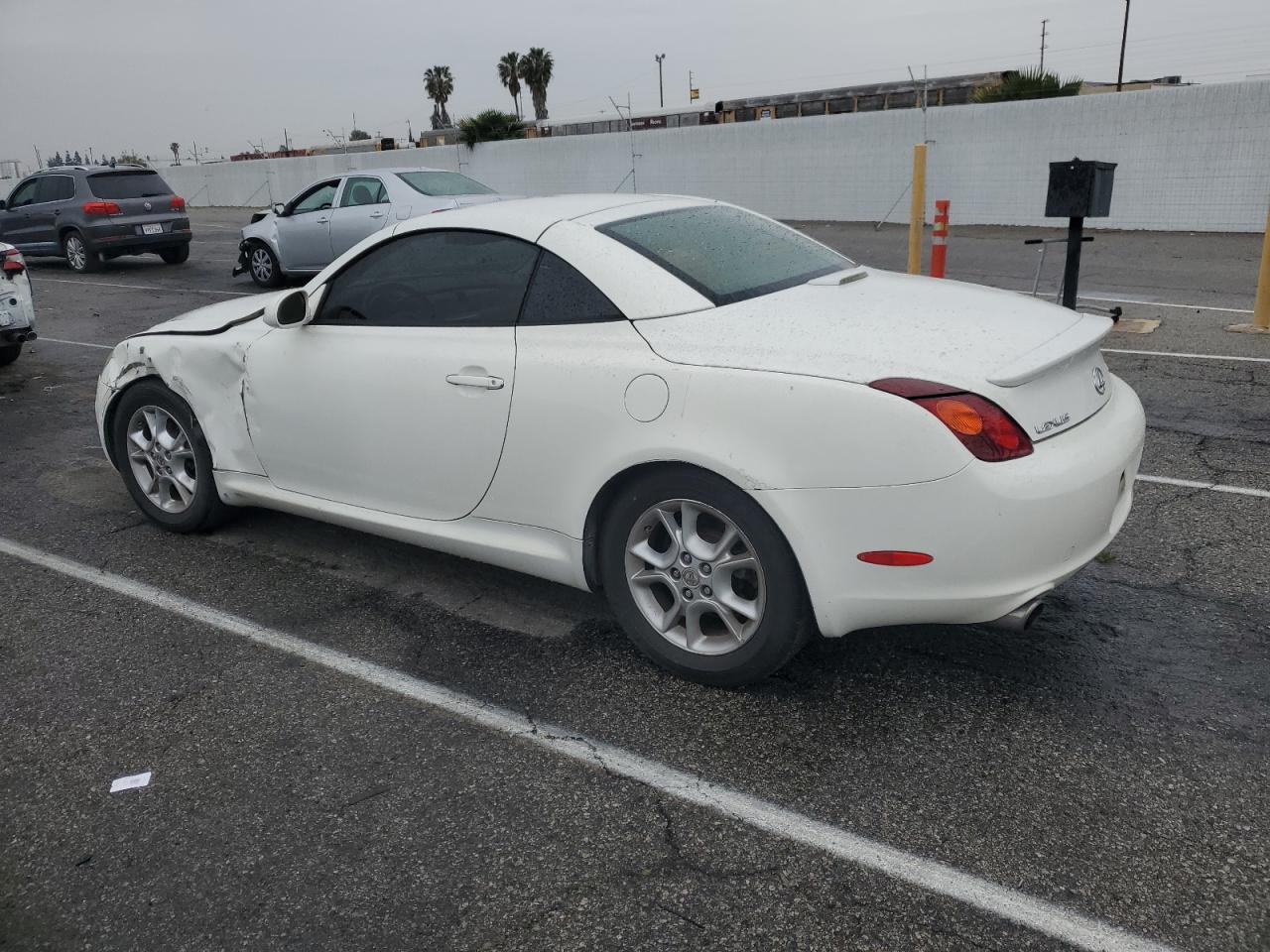2002 Lexus SC - Image 2