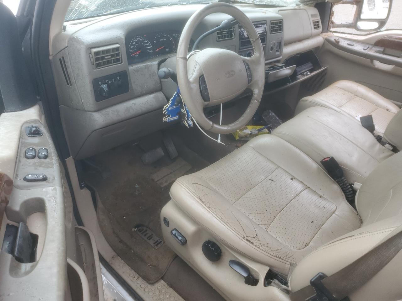 2002 Ford F250 - Image 8