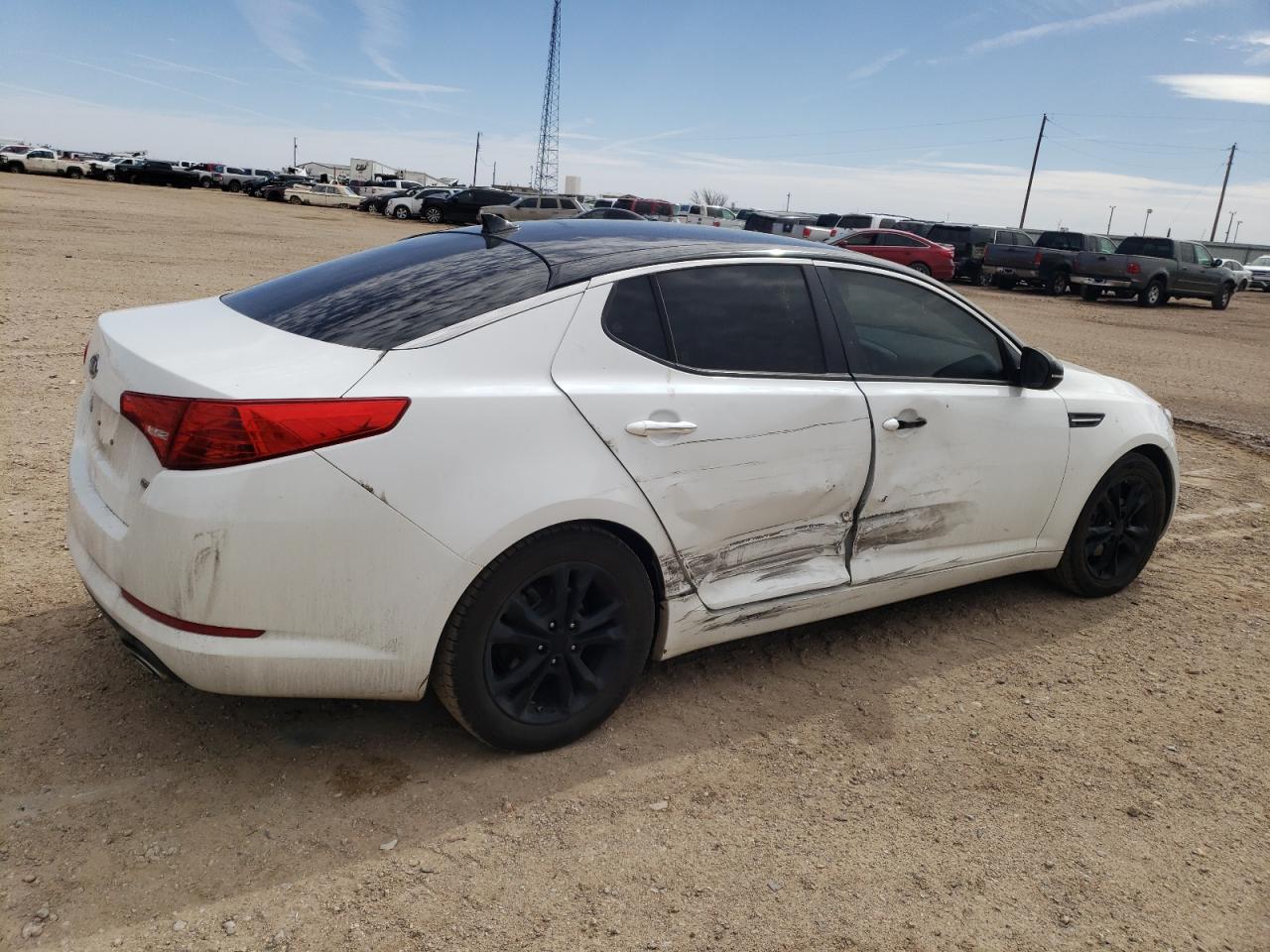 2012 Kia Optima - Image 3