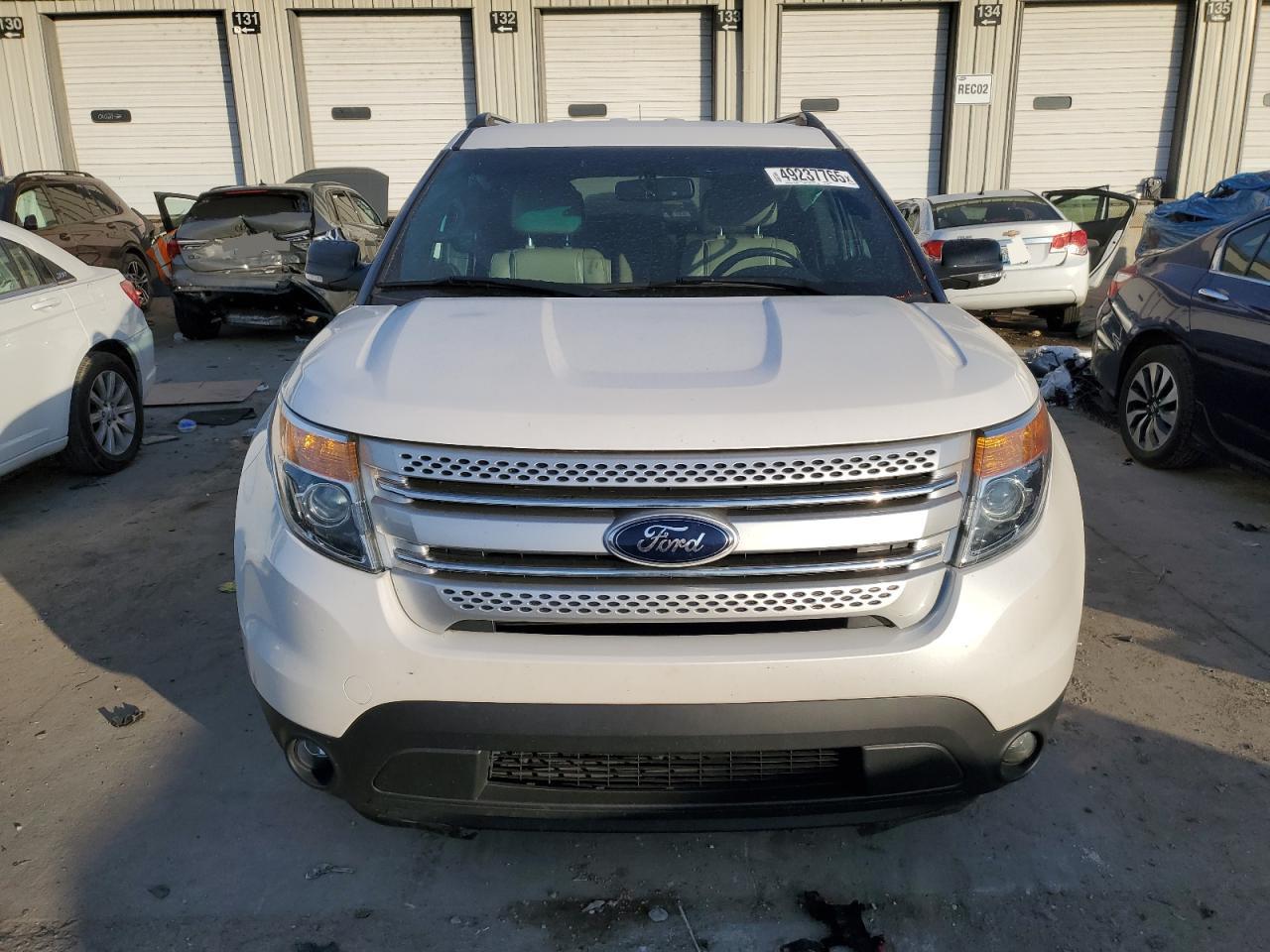 2014 Ford Explorer - Image 5