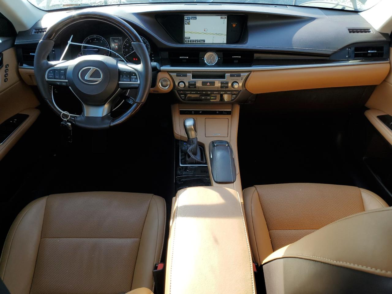 2016 Lexus ES - Image 8