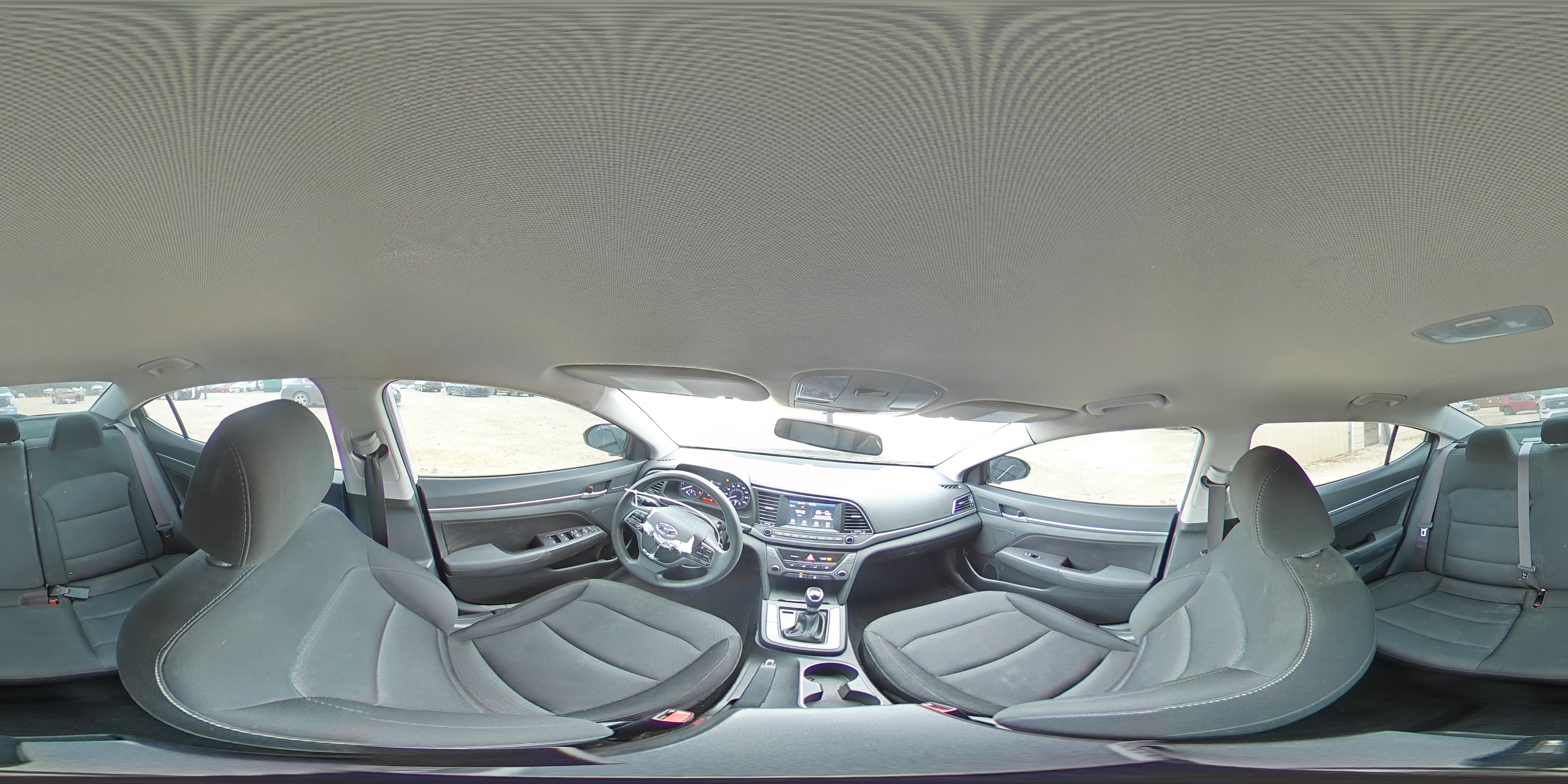 2018 Hyundai Elantra - Image 12