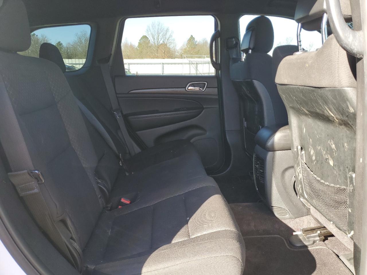 2018 Jeep Grand Cherokee - Image 11