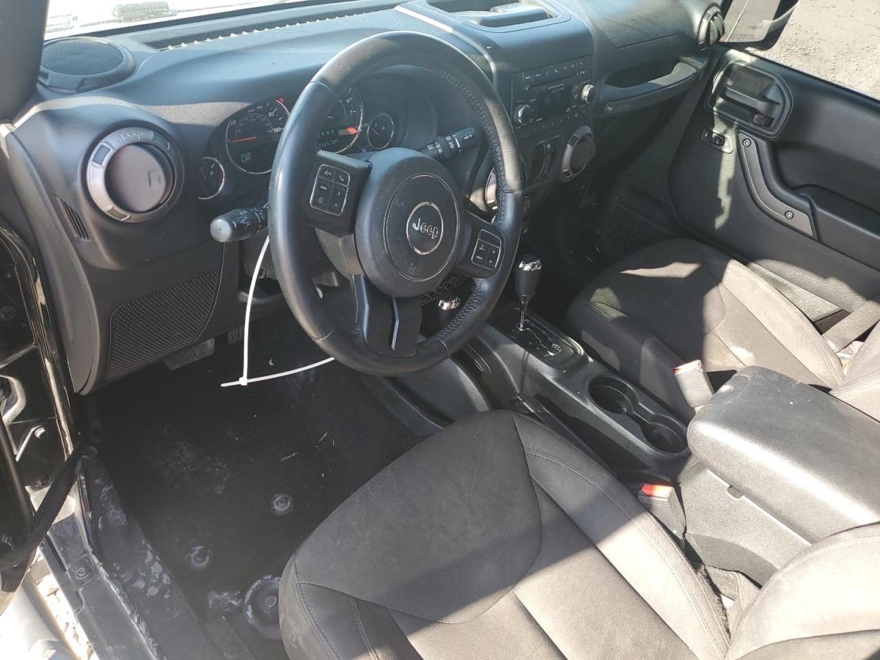 2018 Jeep Wrangler - Image 8