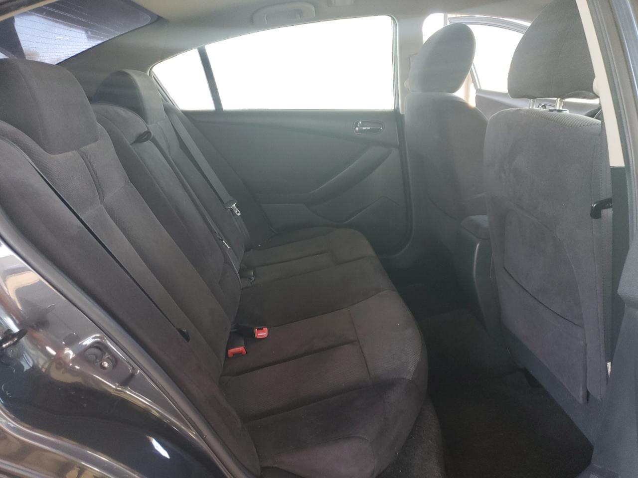 2009 Nissan Altima - Image 11