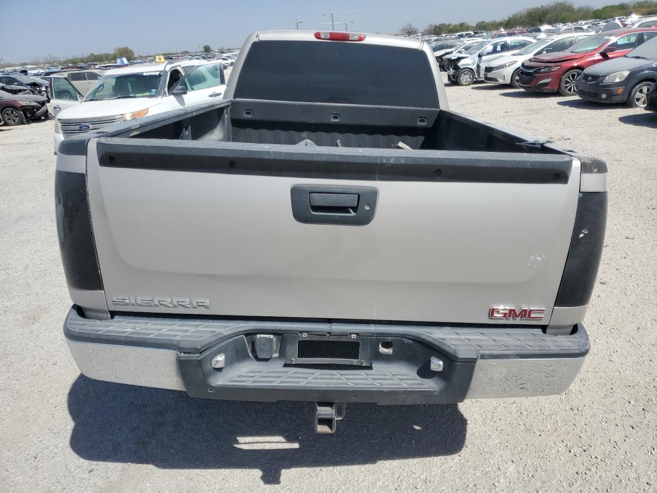 2007 GMC Sierra - Image 6