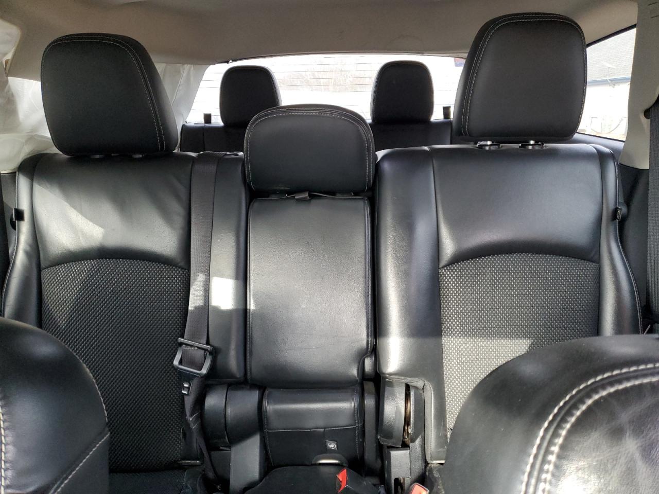 2017 Dodge Journey - Image 10