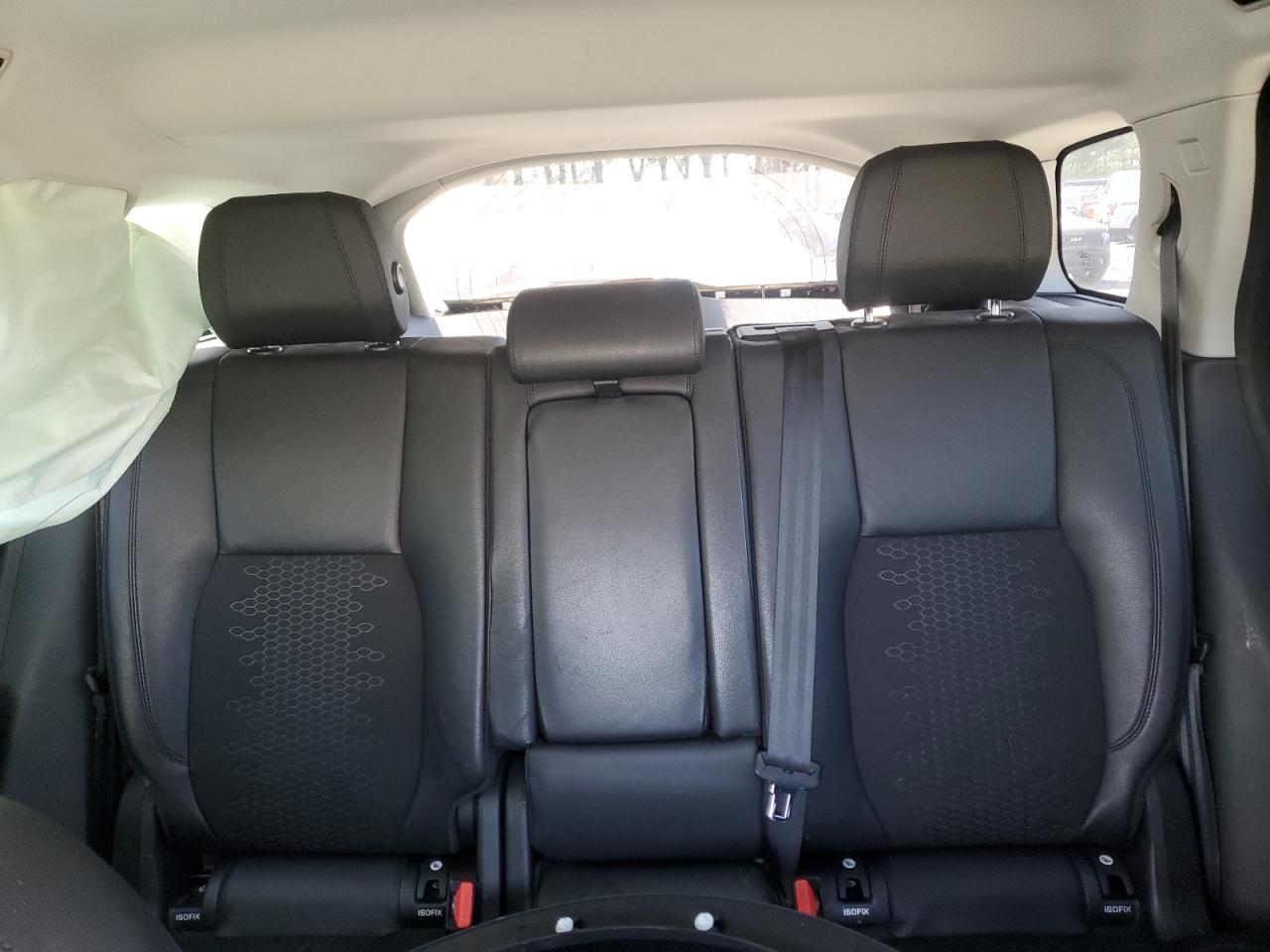 2018 Land Rover Discovery - Image 10