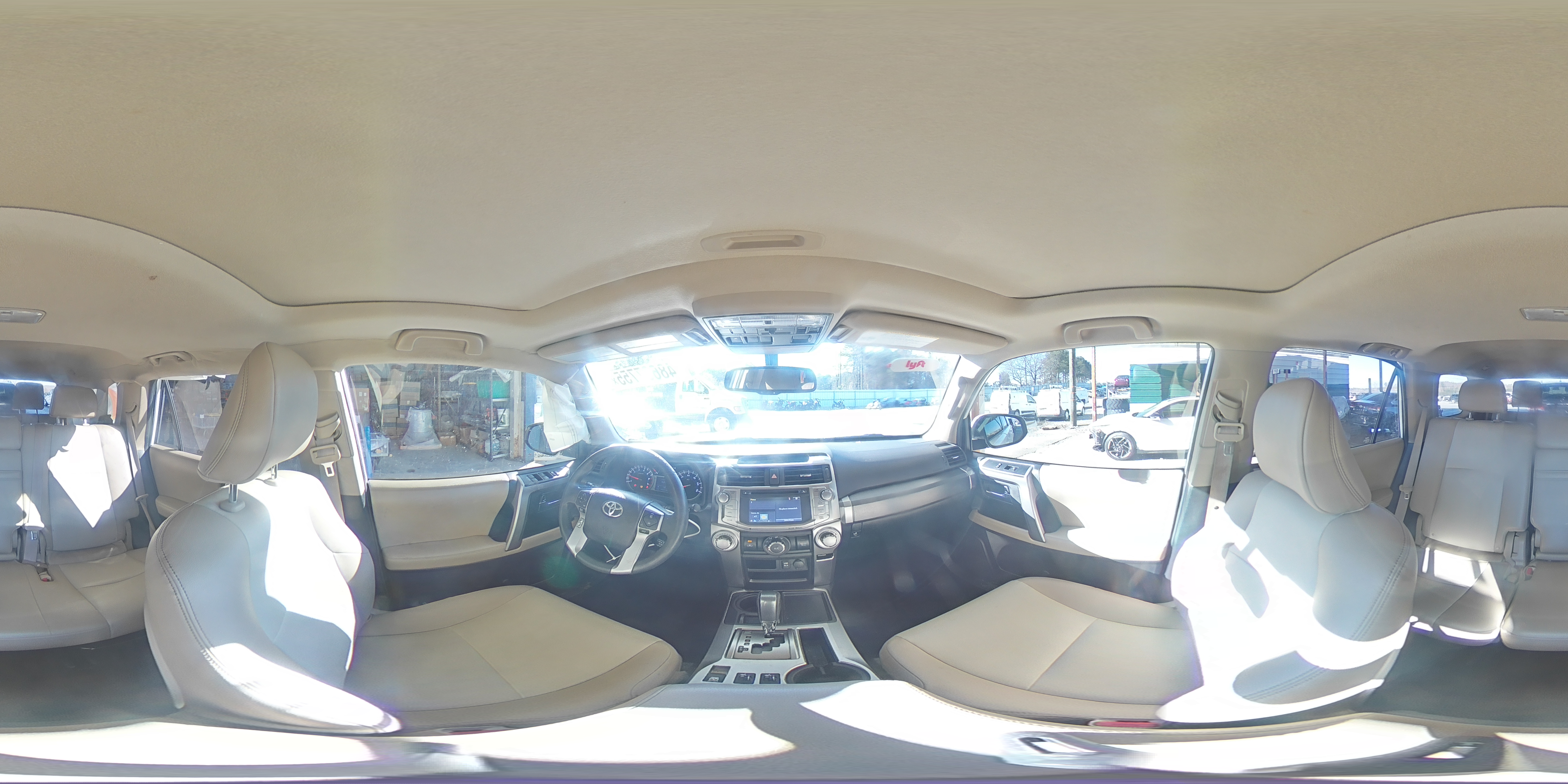 2018 Toyota 4Runner - Image 13