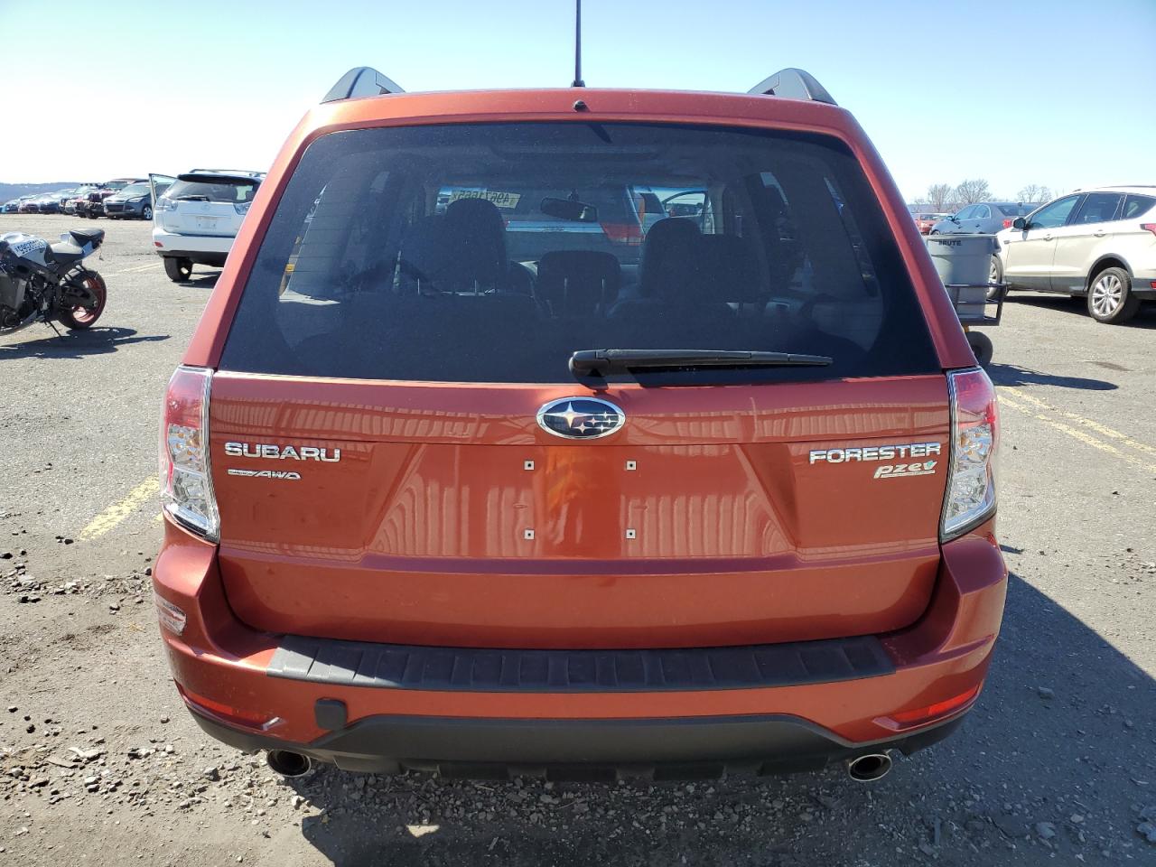 2010 Subaru Forester - Image 6