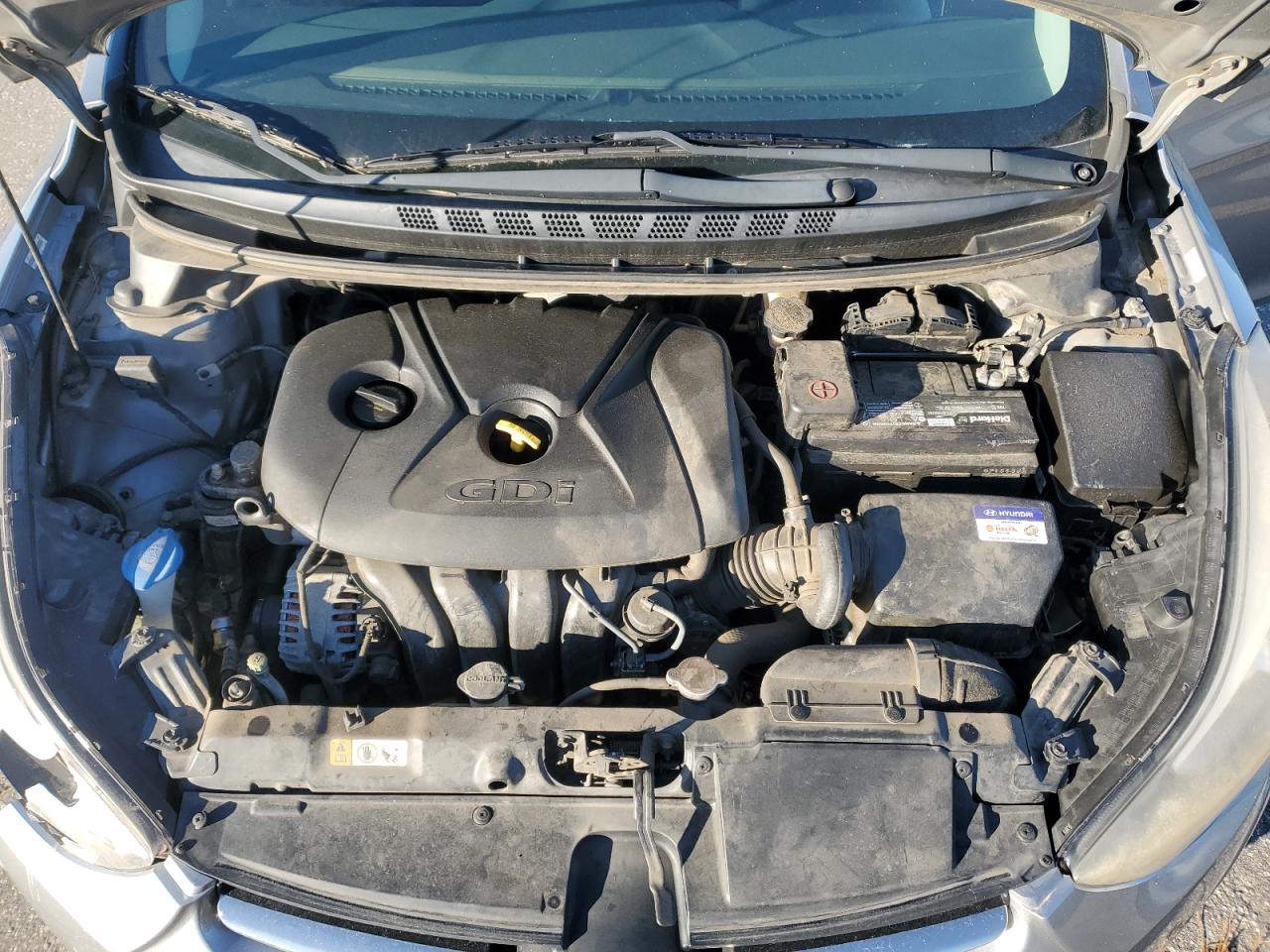 2014 Hyundai Elantra - Image 11