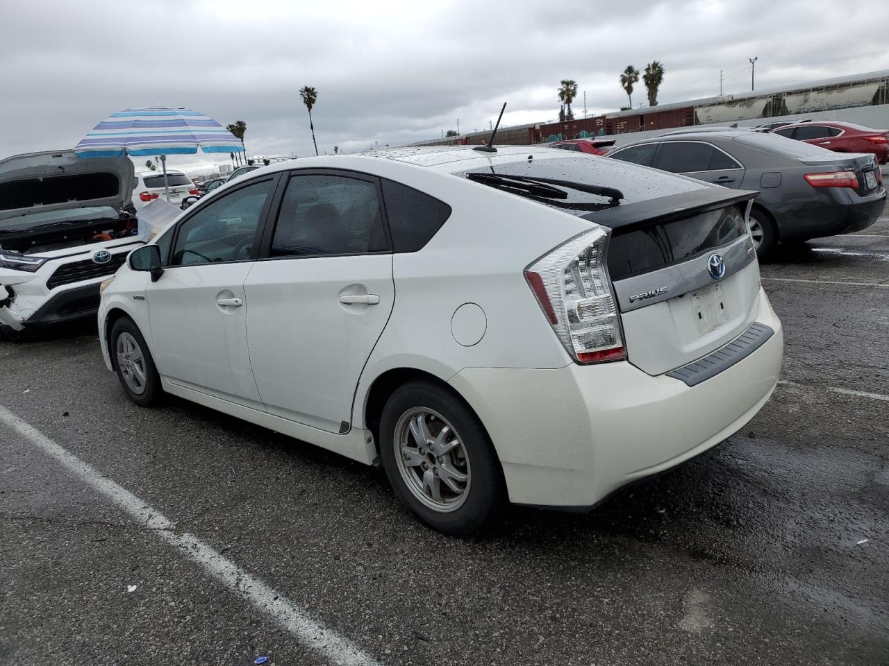 2010 Toyota Prius - Image 2