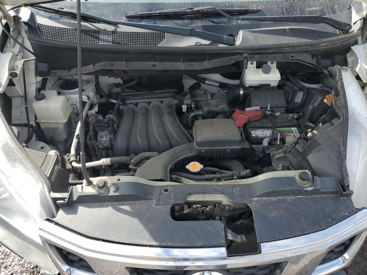 2013 Nissan NV - Image 12