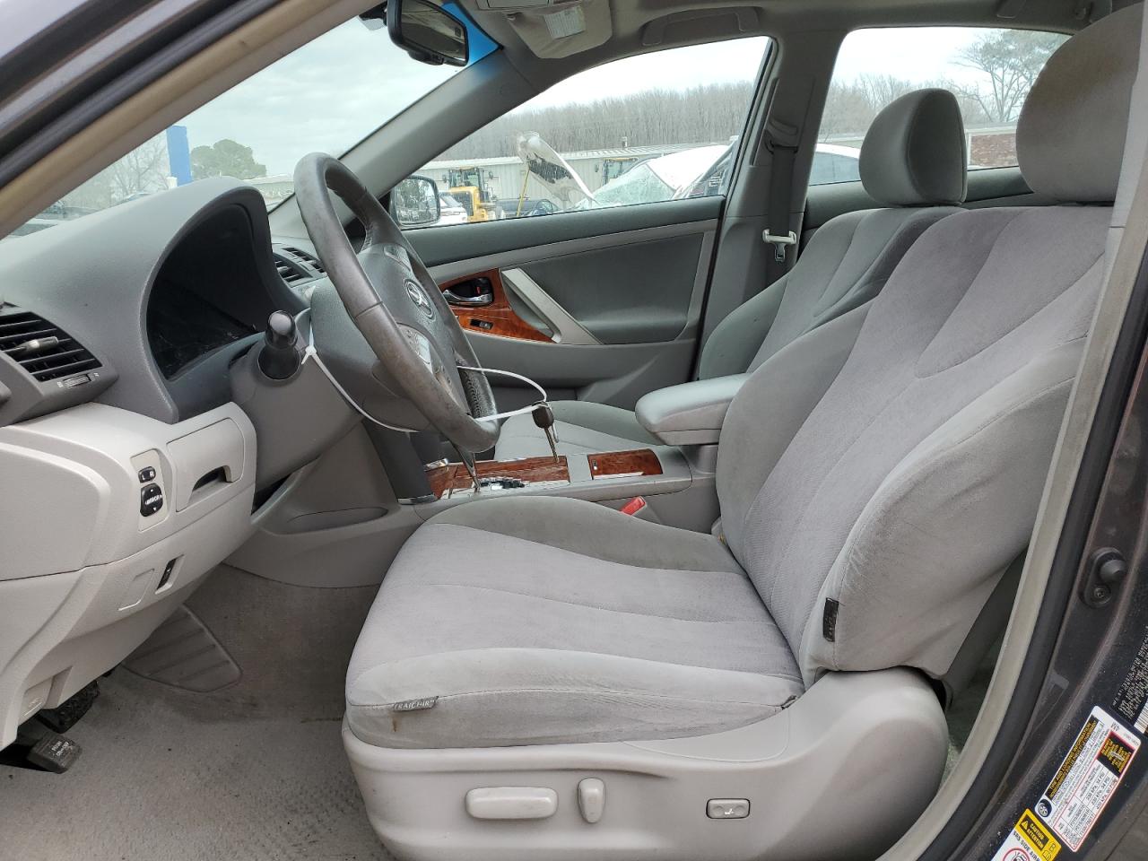 2010 Toyota Camry - Image 7