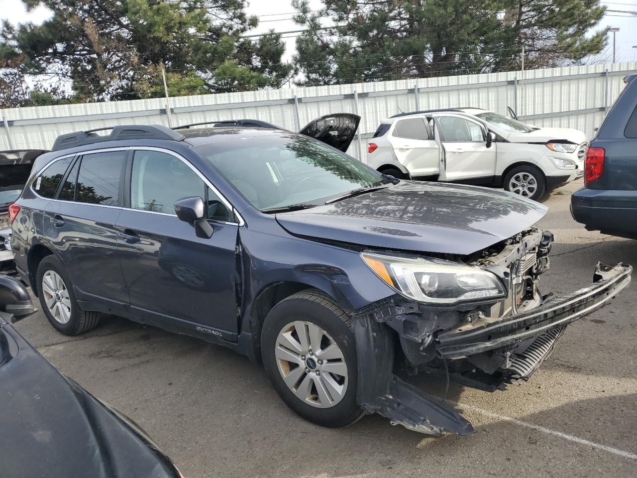 2015 Subaru Outback - Image 4
