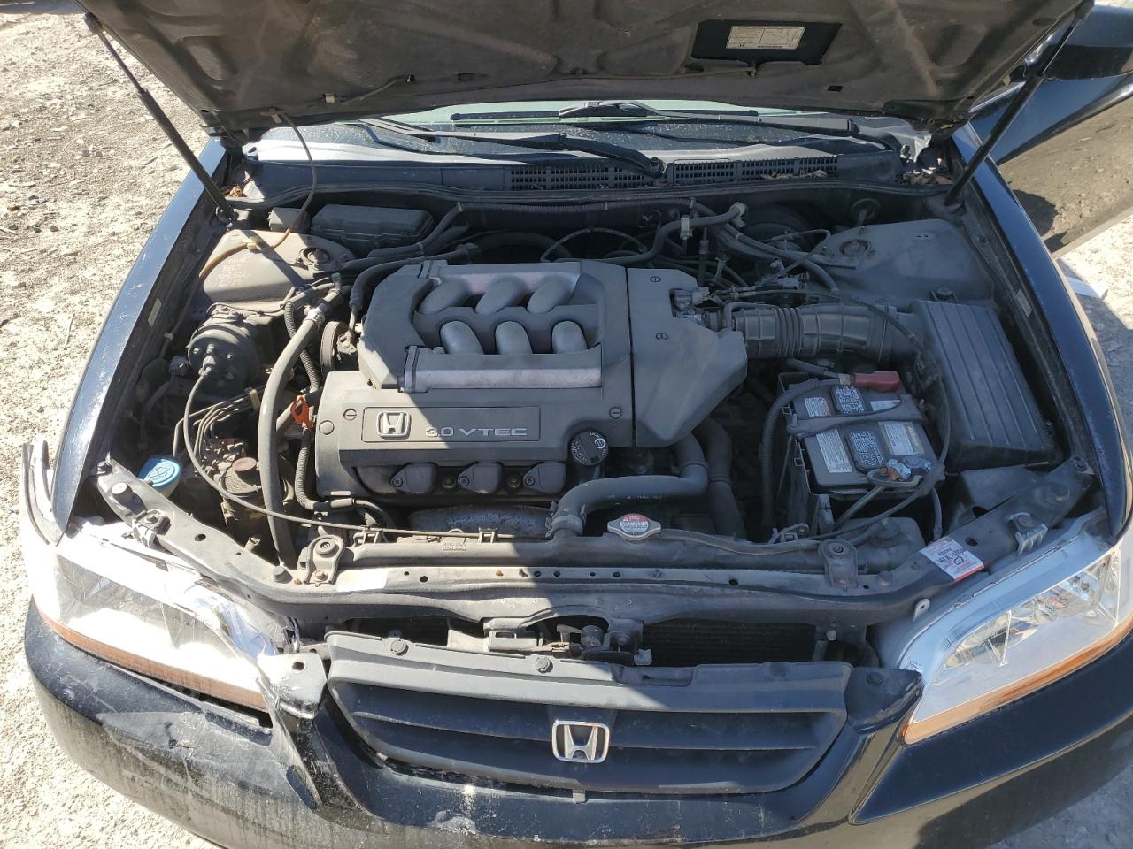 2000 Honda Accord - Image 11