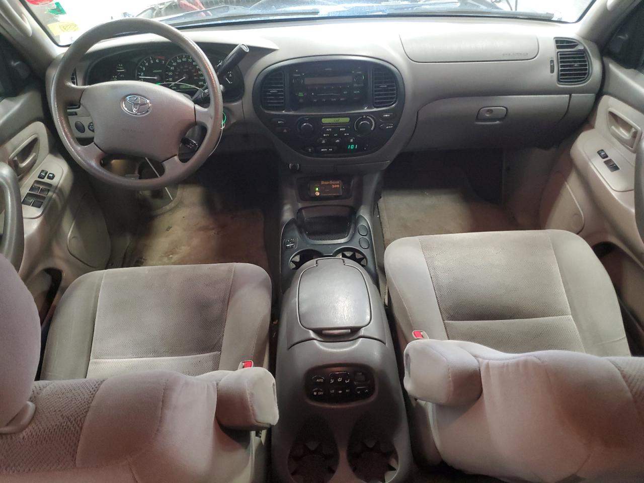 2006 Toyota Sequoia - Image 8