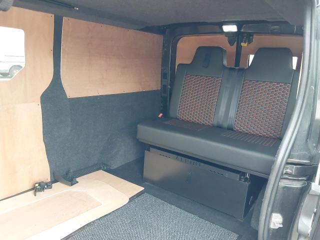 2015 VAUXHALL VIVARO 290