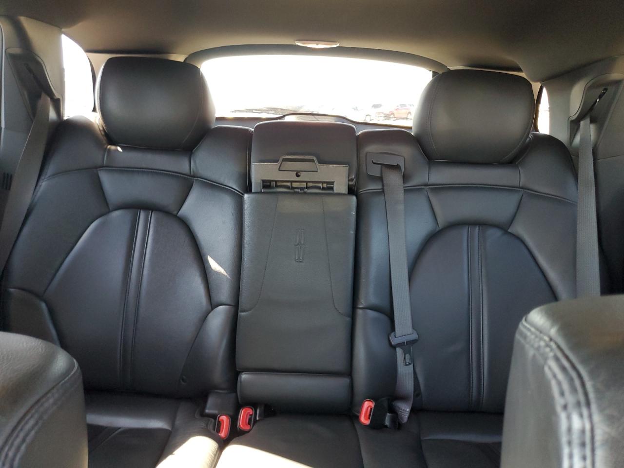 2019 Lincoln Mkt VIN: 2LMHJ5NK3KBL04402 Lot: 48678905