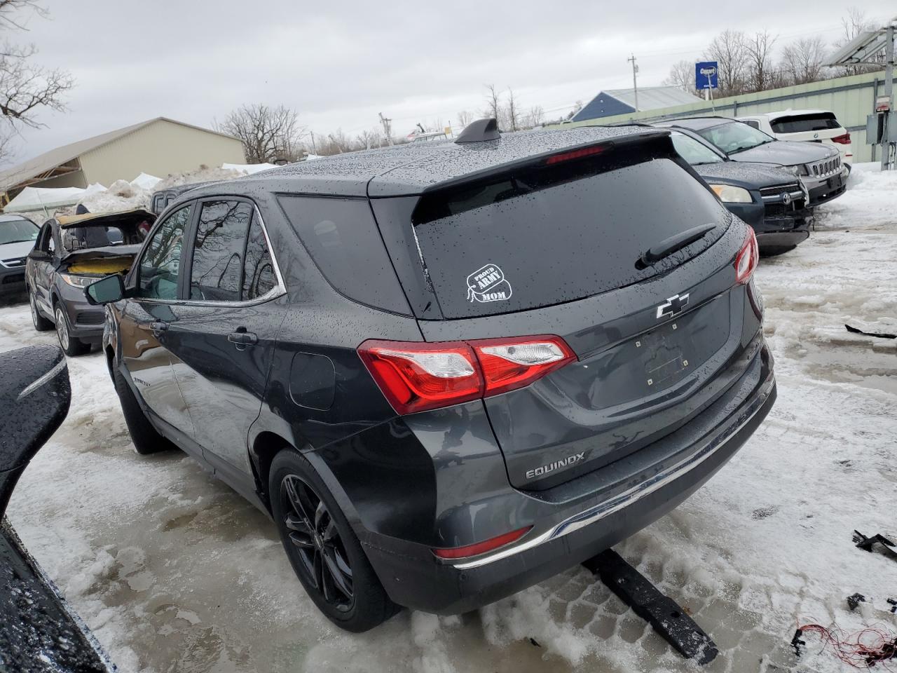 2021 Chevrolet Equinox - Image 2