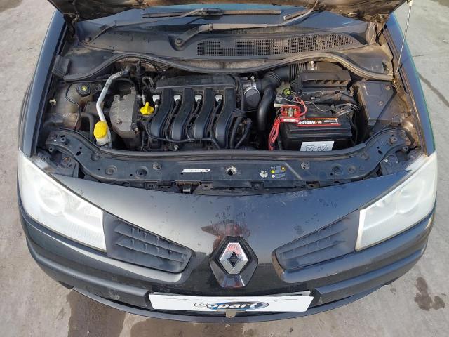 2008 RENAULT MEGANE DYN