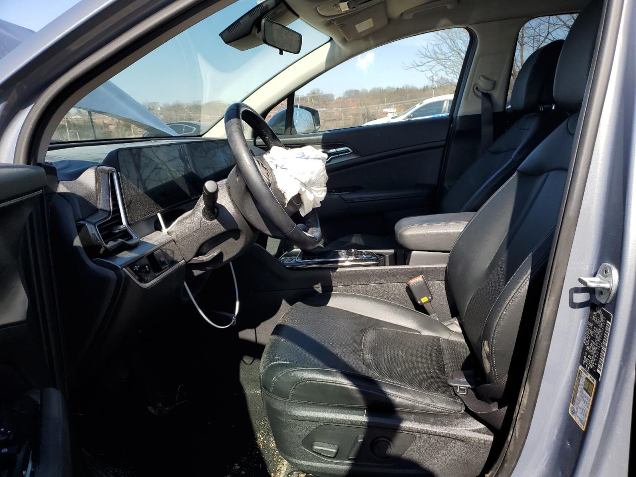 2023 Kia Sportage - Image 7