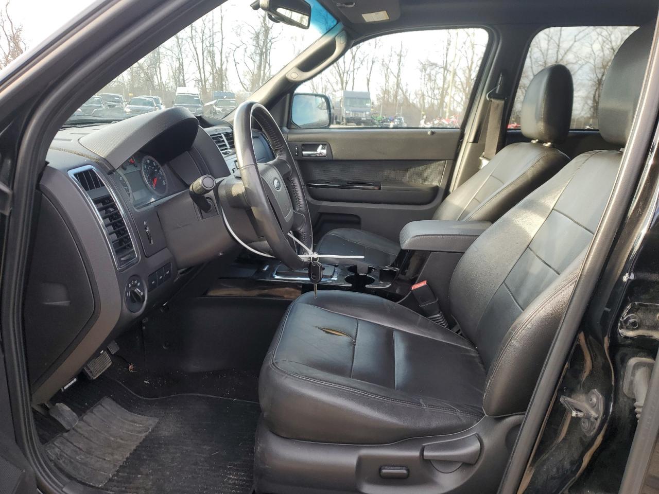 2010 Ford Escape - Image 7
