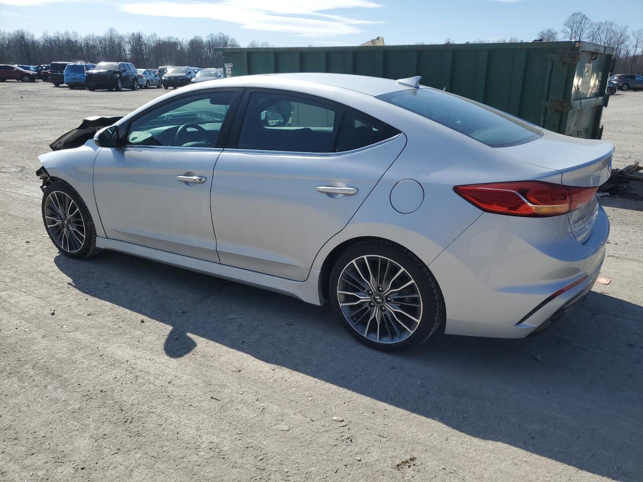 2017 Hyundai Elantra - Image 2