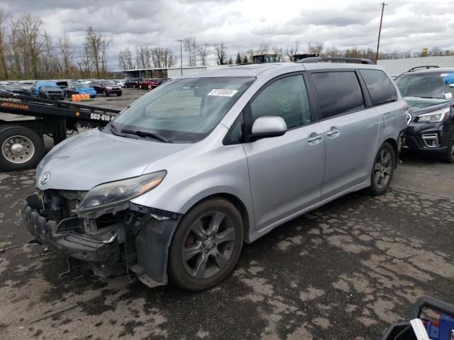 2015 Toyota Sienna Sport